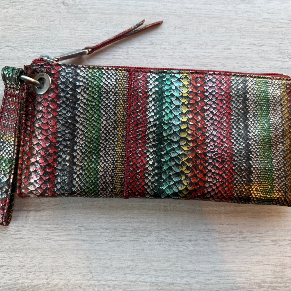 HOBO **NEW** Vida Wristlet Printed Leather Holiday Stripe NWT